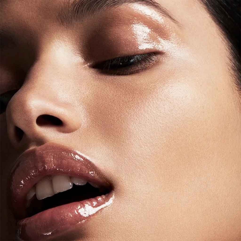 Fenty Beauty Gloss Bomb Universal Lip Luminizer – Fenty Glow Mini 2ML