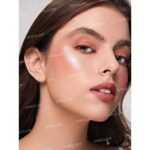 ⁦Sheglam Glam 101 Hybrid Highlighter & Blush Duo⁩ - الصورة ⁦6⁩