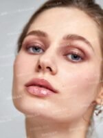 Sheglam Hot Goss Plumping Lip Gloss - Image 4